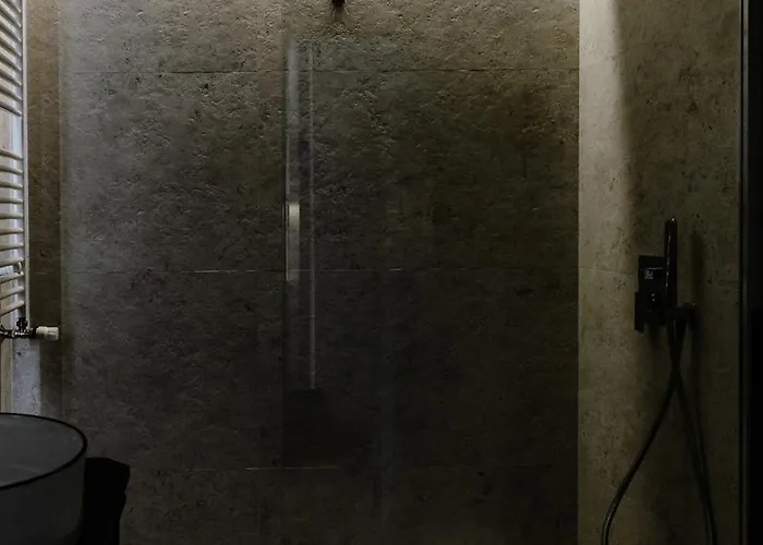 Arte Reduta 117 - Faktura Vat Garaz *